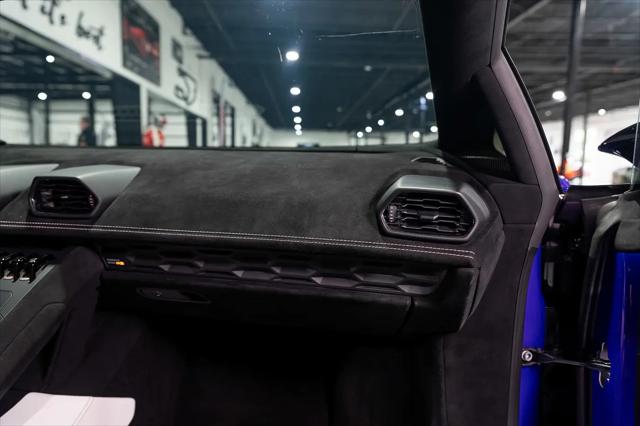 2023 Lamborghini Huracan Coupe