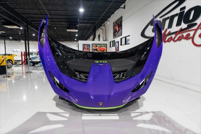 2023 Lamborghini Huracan Coupe