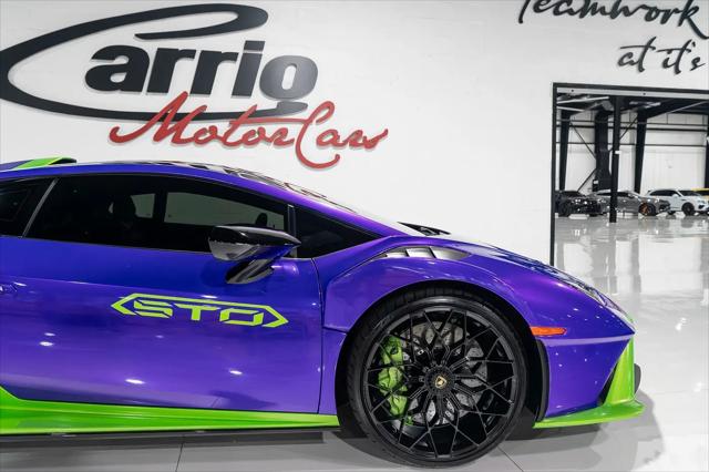 2023 Lamborghini Huracan Coupe