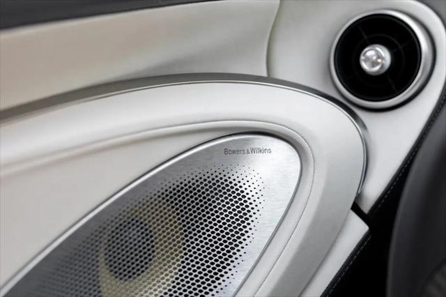 2025 McLaren GT Standard