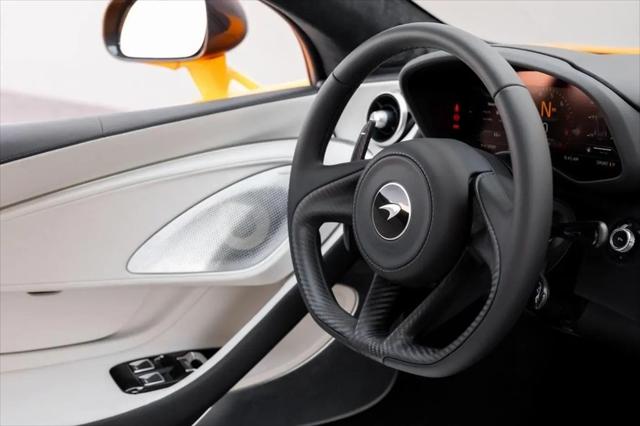 2025 McLaren GT Standard