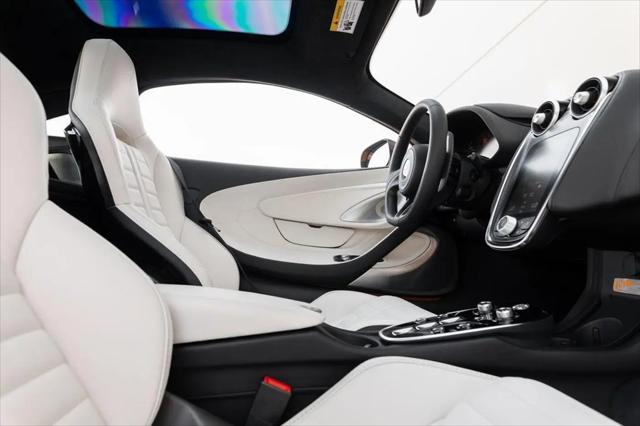 2025 McLaren GT Standard