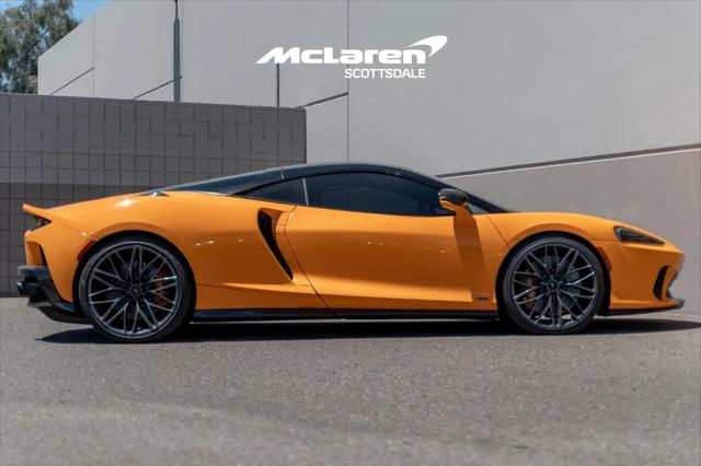 2025 McLaren GT Standard