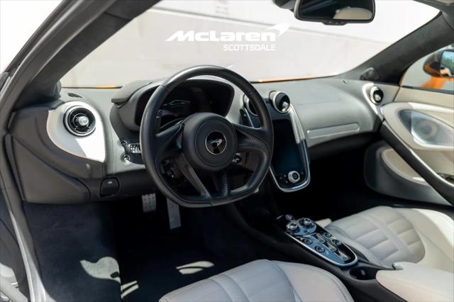 2025 McLaren GT Standard