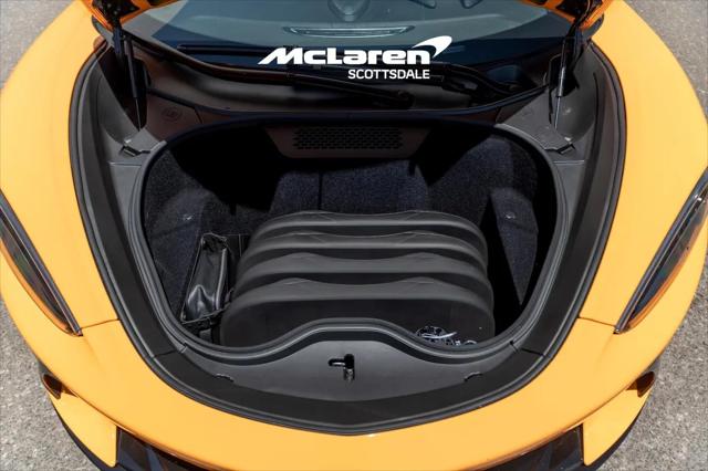 2025 McLaren GT Standard