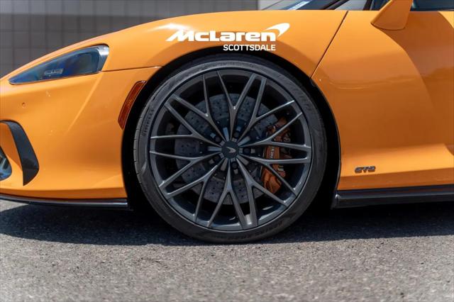 2025 McLaren GT Standard