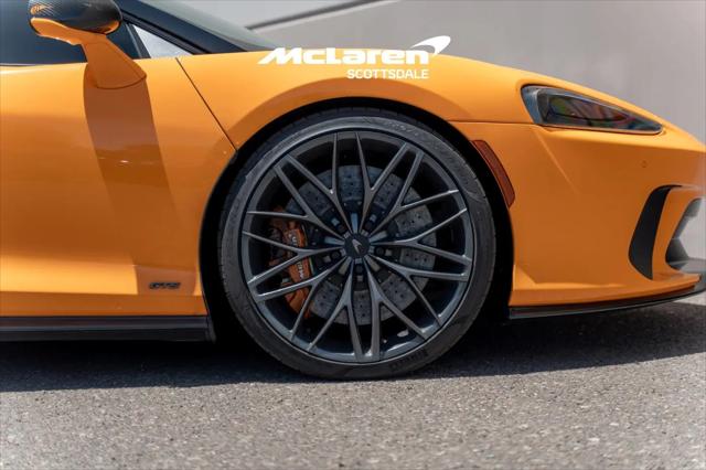 2025 McLaren GT Standard