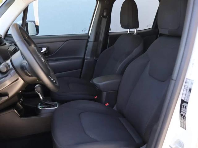 2020 Jeep Renegade Altitude FWD