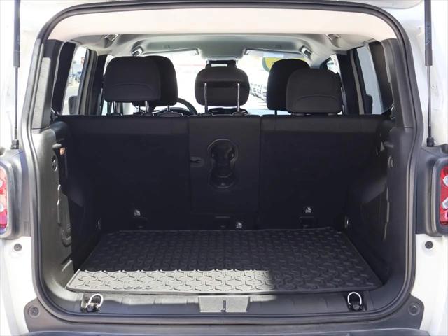 2020 Jeep Renegade Altitude FWD