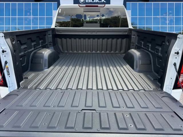 2026 GMC Sierra 1500 Crew Cab, Short Bed, SLT, 4WD