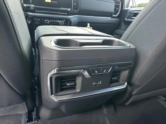 2026 GMC Sierra 1500 Crew Cab, Short Bed, SLT, 4WD