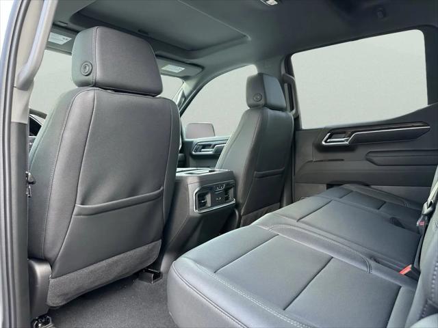 2026 GMC Sierra 1500 Crew Cab, Short Bed, SLT, 4WD