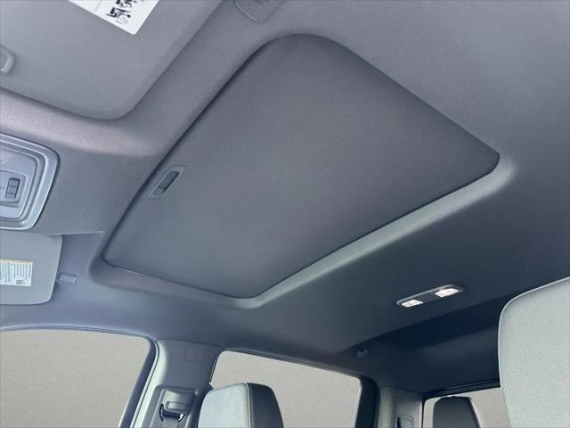 2026 GMC Sierra 1500 Crew Cab, Short Bed, SLT, 4WD