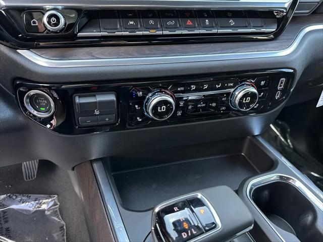 2026 GMC Sierra 1500 Crew Cab, Short Bed, SLT, 4WD