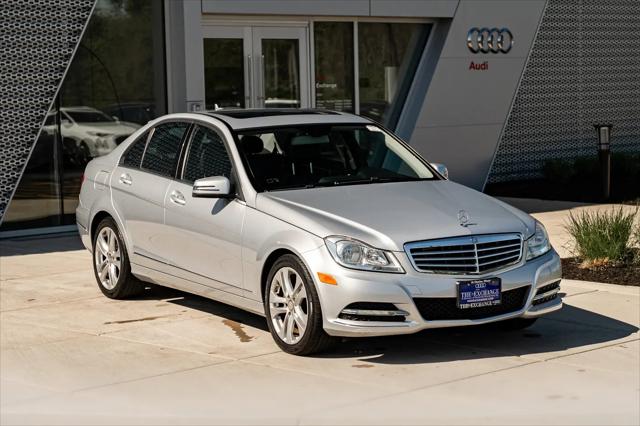 2012 Mercedes-Benz C-CLASS C 300 Luxury 4MATIC