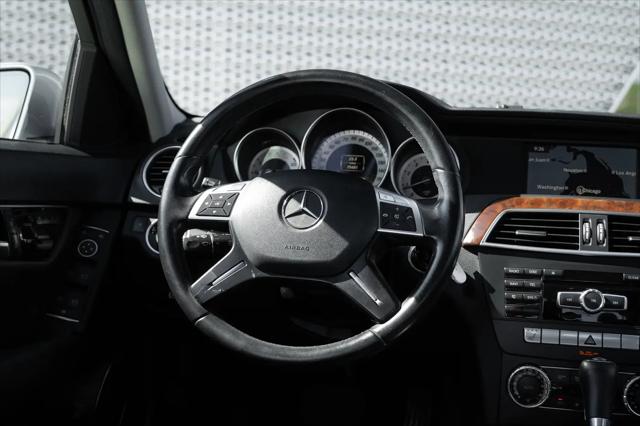 2012 Mercedes-Benz C-CLASS C 300 Luxury 4MATIC