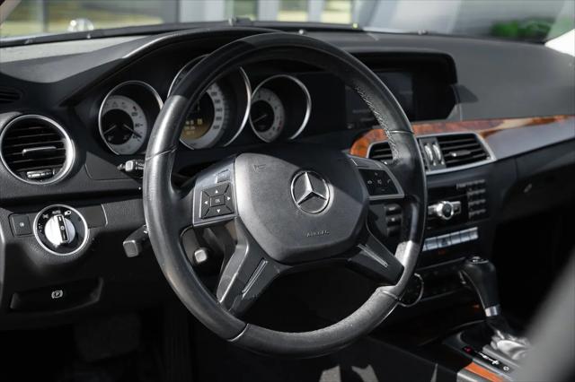 2012 Mercedes-Benz C-CLASS C 300 Luxury 4MATIC