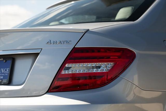2012 Mercedes-Benz C-CLASS C 300 Luxury 4MATIC