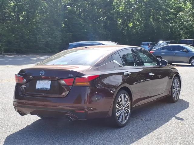 2024 Nissan Altima SL FWD