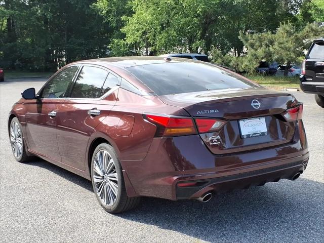 2024 Nissan Altima SL FWD