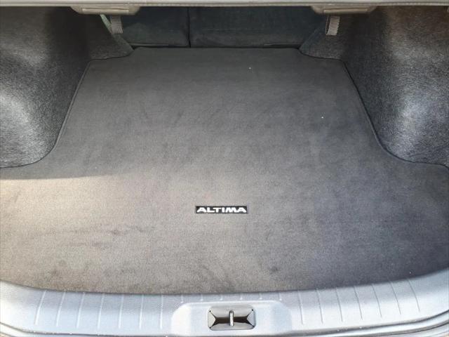 2024 Nissan Altima SL FWD