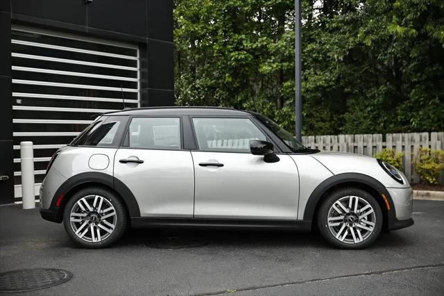 2026 MINI Hardtop Cooper
