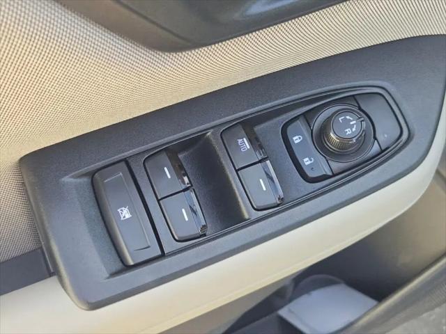 2025 Subaru Forester Base