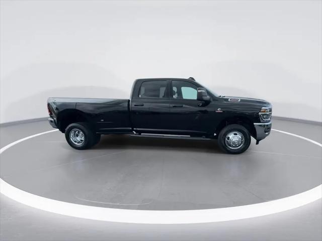 2026 Ram 3500 Tradesman Crew Cab 4x4 8' Box