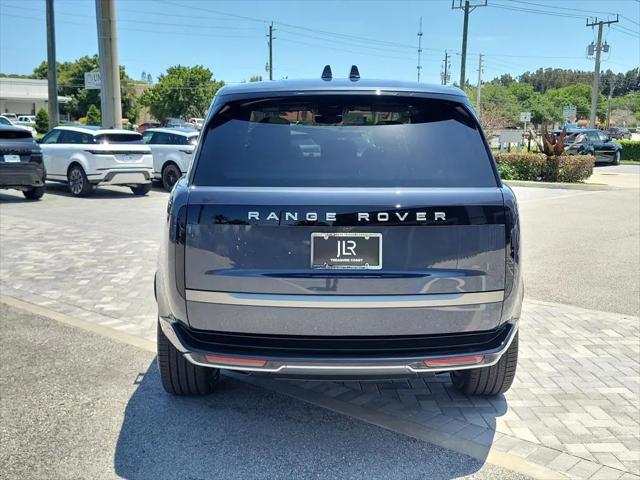 2026 Land Rover Range Rover P550e SE