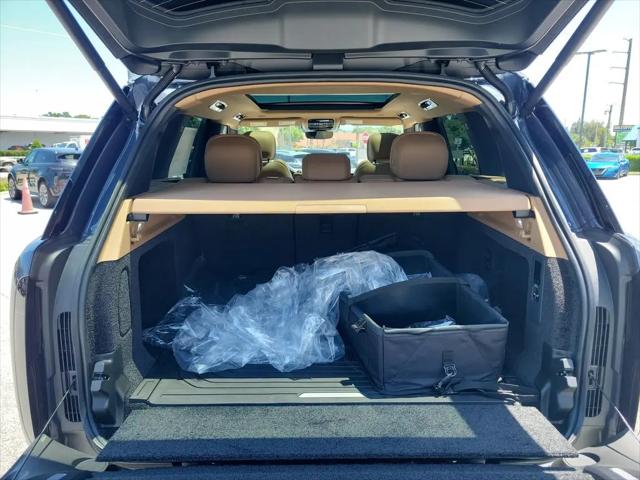 2026 Land Rover Range Rover P550e SE