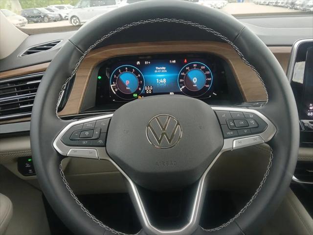 2026 Volkswagen Atlas SE with Technology