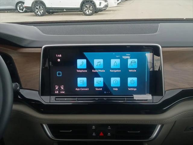 2026 Volkswagen Atlas SE with Technology