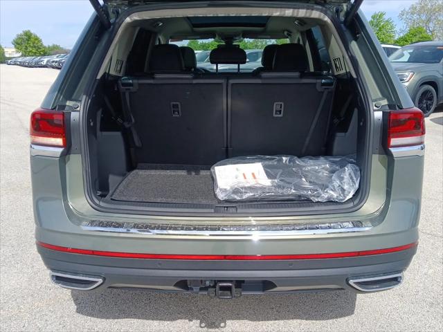 2026 Volkswagen Atlas SE with Technology