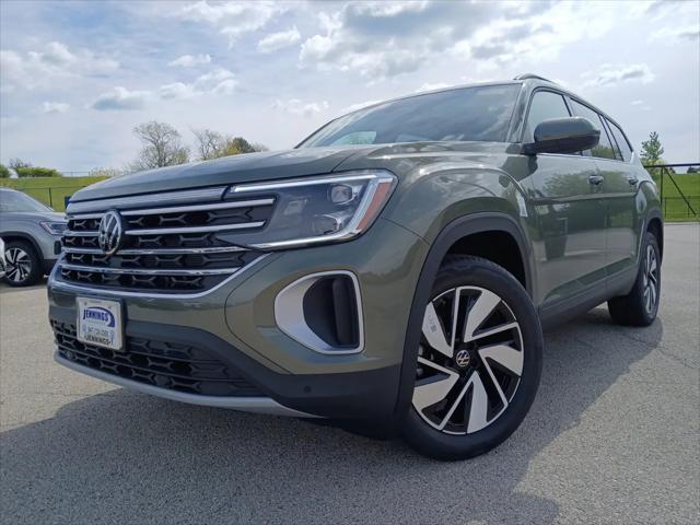 2026 Volkswagen Atlas SE with Technology