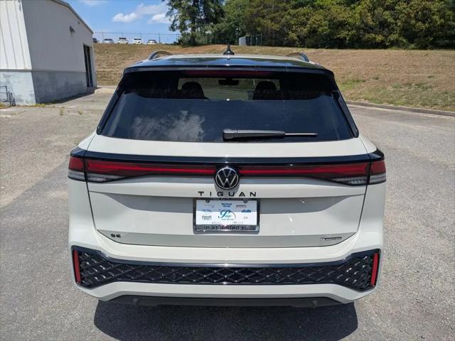 2026 Volkswagen Tiguan SE R-Line Black