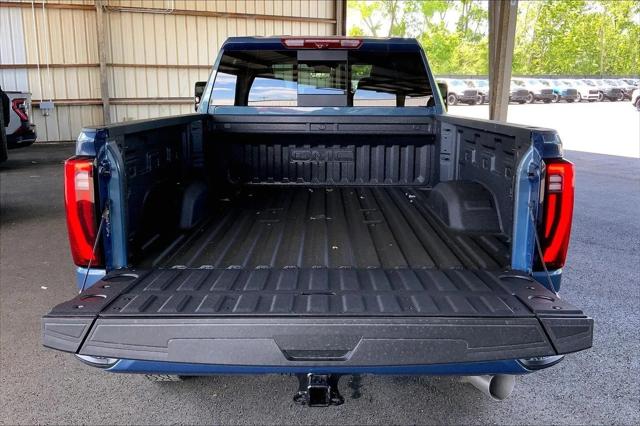 2026 GMC Sierra 2500HD Crew Cab, Standard Bed, Denali Ultimate, 4WD