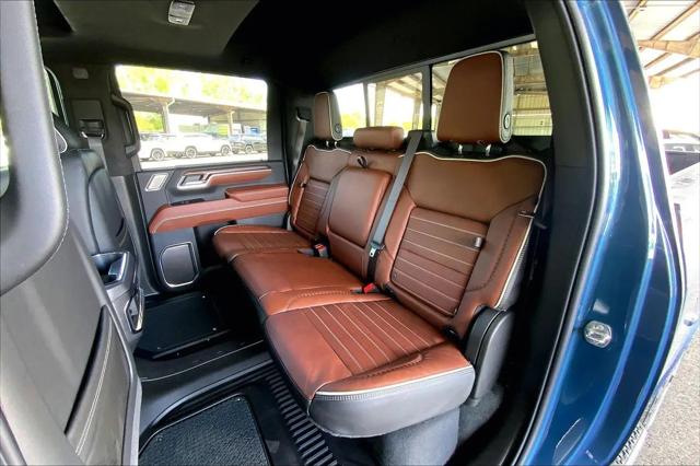 2026 GMC Sierra 2500HD Crew Cab, Standard Bed, Denali Ultimate, 4WD