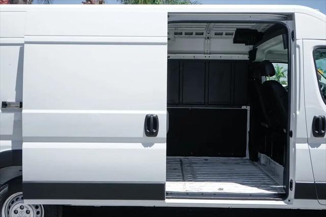 2025 Ram ProMaster 2500 Cargo Van Tradesman High Roof 159" WB w/Pass Seat