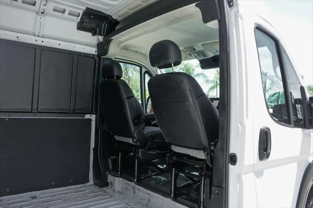 2025 Ram ProMaster 2500 Cargo Van Tradesman High Roof 159" WB w/Pass Seat