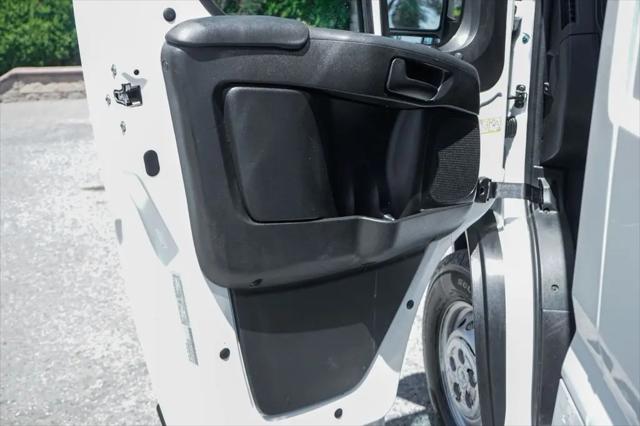 2025 Ram ProMaster 2500 Cargo Van Tradesman High Roof 159" WB w/Pass Seat