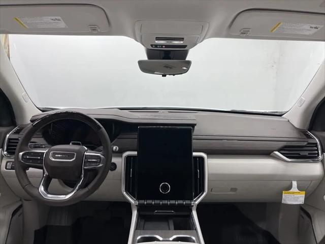 2026 GMC Acadia Denali FWD