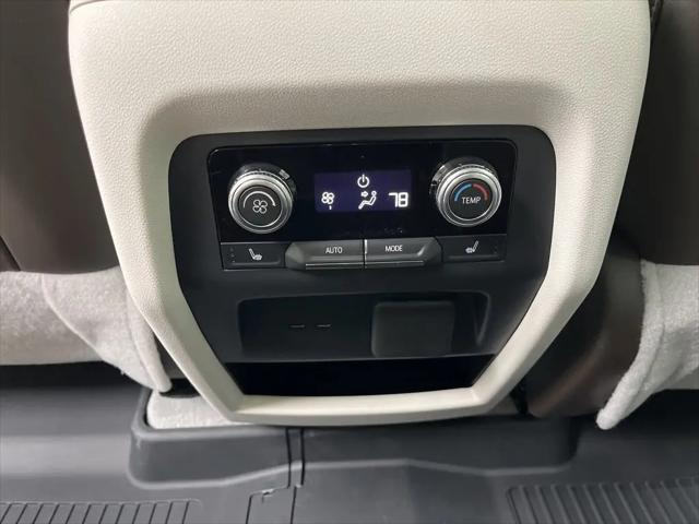 2026 GMC Acadia Denali FWD