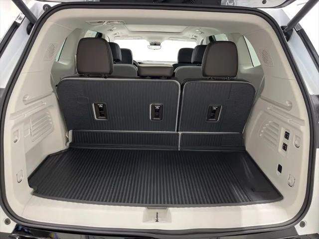 2026 GMC Acadia Denali FWD