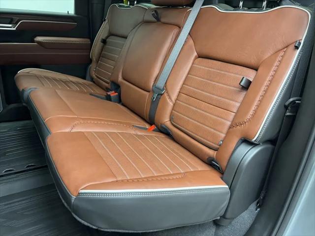 2026 GMC Sierra 2500HD Crew Cab, Standard Bed, Denali Ultimate, 4WD