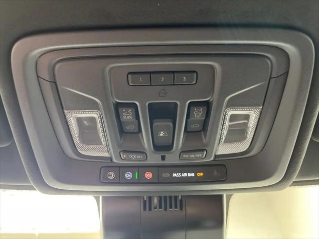 2026 GMC Sierra 2500HD Crew Cab, Standard Bed, Denali Ultimate, 4WD