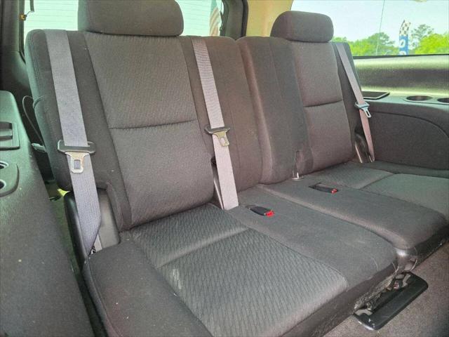 2010 Chevrolet Suburban LS