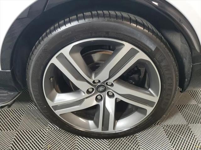 2023 Land Rover Discovery P360 Metropolitan Edition