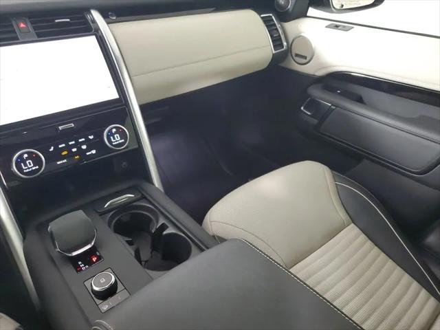 2023 Land Rover Discovery P360 Metropolitan Edition