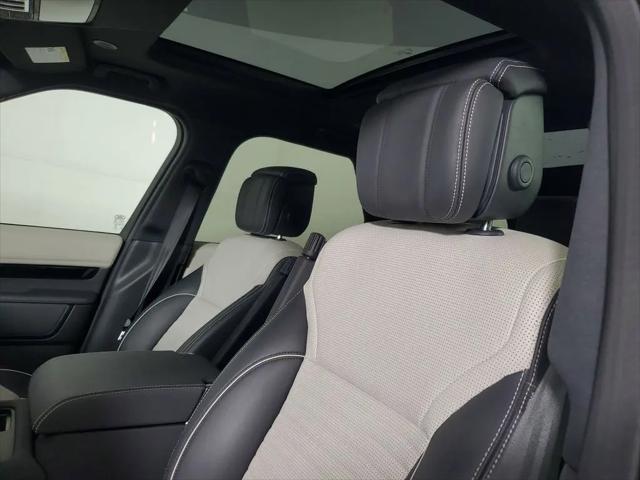 2023 Land Rover Discovery P360 Metropolitan Edition