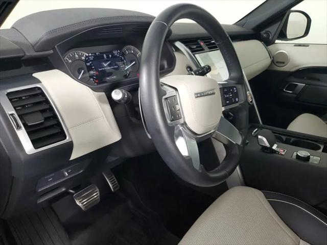 2023 Land Rover Discovery P360 Metropolitan Edition